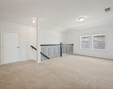 3437 Loftwood Lane - Photo Thumbnail 19