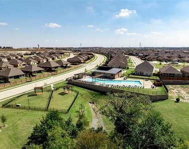3437 Loftwood Lane - Photo Thumbnail 31