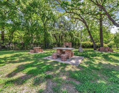 2311 Balsam Drive - Photo Thumbnail 18