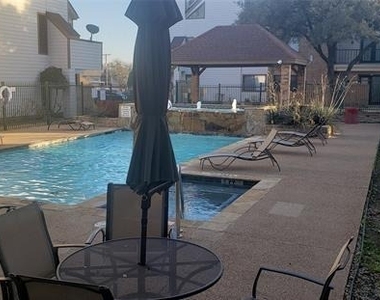 2311 Balsam Drive - Photo Thumbnail 24