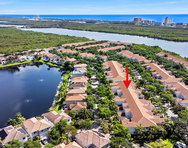 1551 Seagrape Way - Photo Thumbnail 4