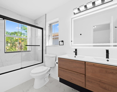 1551 Seagrape Way - Photo Thumbnail 22