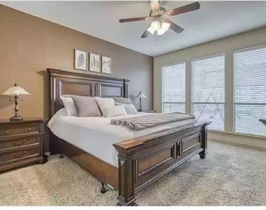 2017 Laurel Forest Drive - Photo Thumbnail 3