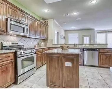 2017 Laurel Forest Drive - Photo Thumbnail 8