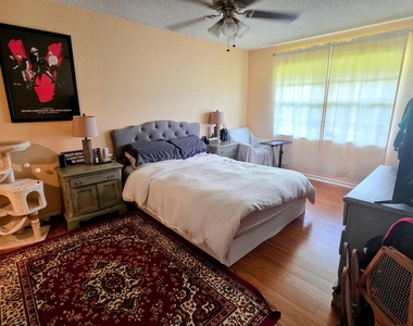 1301 Nw 12th Avenue - Photo Thumbnail 11