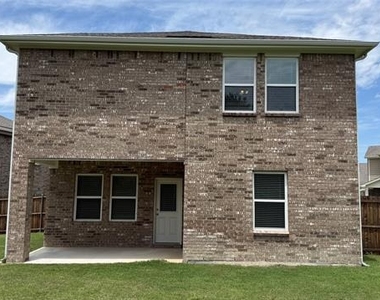 4529 Wood Fern Road - Photo Thumbnail 27