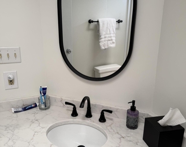 3416 Feriwinkle Court - Photo Thumbnail 13