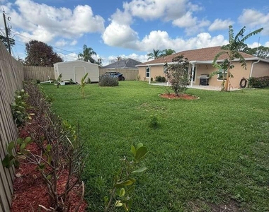 349 Nw Hibiscus Street - Photo Thumbnail 20