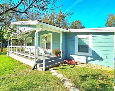 412 Oahu Loop - Photo Thumbnail 17