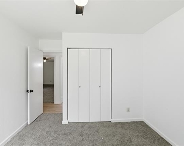 9305 Shipman Street - Photo Thumbnail 14