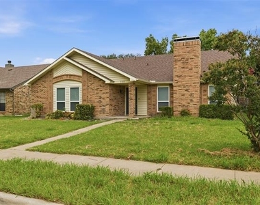 9305 Shipman Street - Photo Thumbnail 2