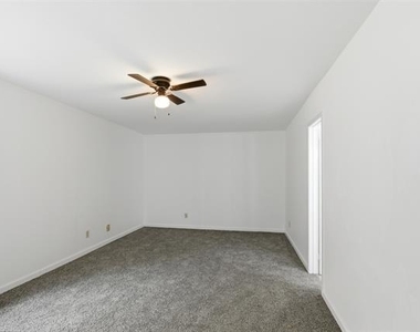 9305 Shipman Street - Photo Thumbnail 17