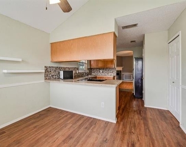 6703 Dusty Ridge Trail - Photo Thumbnail 8