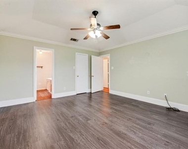 6703 Dusty Ridge Trail - Photo Thumbnail 11