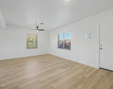 156 W Highland Avenue - Photo Thumbnail 1