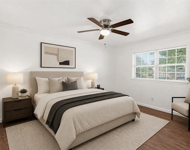 7929 Royal Lane - Photo Thumbnail 4