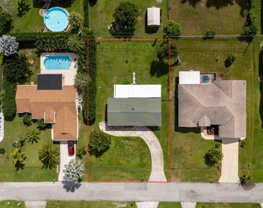 1881 Se Manth Lane - Photo Thumbnail 13