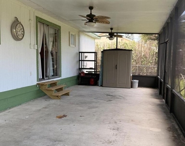 1881 Se Manth Lane - Photo Thumbnail 12