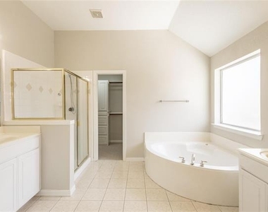 8317 Salado Springs Drive - Photo Thumbnail 24