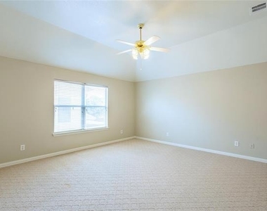 8317 Salado Springs Drive - Photo Thumbnail 17