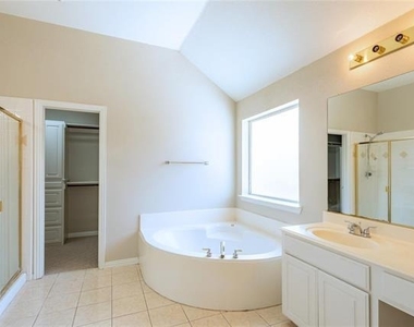 8317 Salado Springs Drive - Photo Thumbnail 25