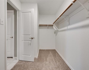 1501 Hidden Bluff Crossing - Photo Thumbnail 23