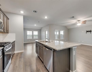 1501 Hidden Bluff Crossing - Photo Thumbnail 12
