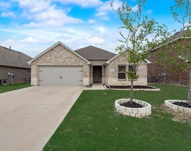 1501 Hidden Bluff Crossing - Photo Thumbnail 1