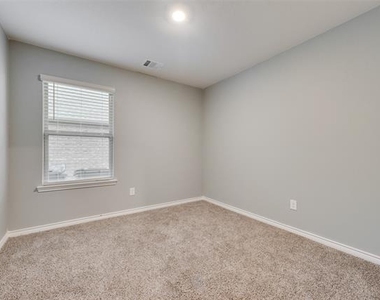1501 Hidden Bluff Crossing - Photo Thumbnail 18
