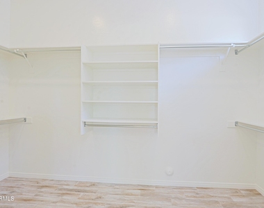 34106 N 66th Way - Photo Thumbnail 23
