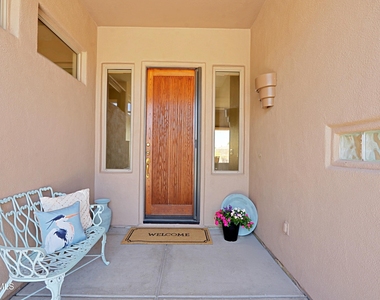 34106 N 66th Way - Photo Thumbnail 3