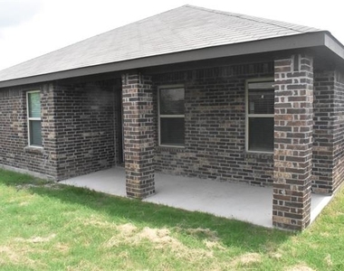 111 Real Quiet Lane - Photo Thumbnail 17
