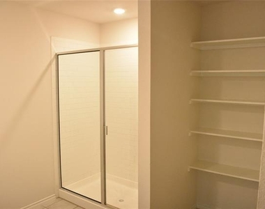 111 Real Quiet Lane - Photo Thumbnail 10