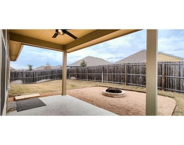1413 Trumpet Drive - Photo Thumbnail 21