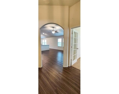 1413 Trumpet Drive - Photo Thumbnail 2