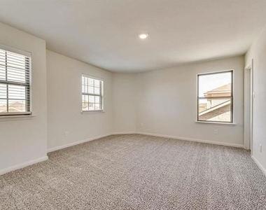 3024 Chico Drive - Photo Thumbnail 9