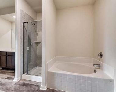 3024 Chico Drive - Photo Thumbnail 7