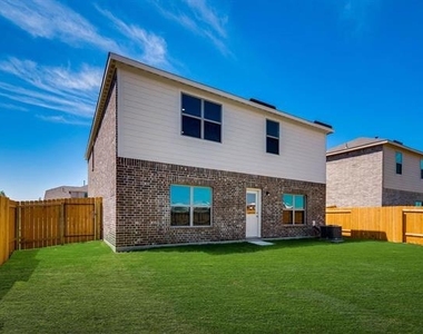 3024 Chico Drive - Photo Thumbnail 11