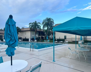 7281 Golf Colony Court - Photo Thumbnail 6