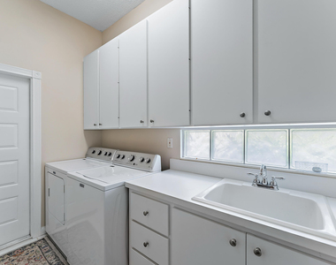 8485 Se Palm Hammock Lane - Photo Thumbnail 32