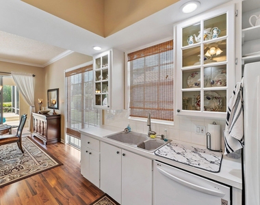 8485 Se Palm Hammock Lane - Photo Thumbnail 10