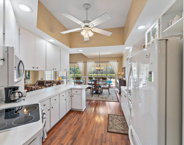 8485 Se Palm Hammock Lane - Photo Thumbnail 8