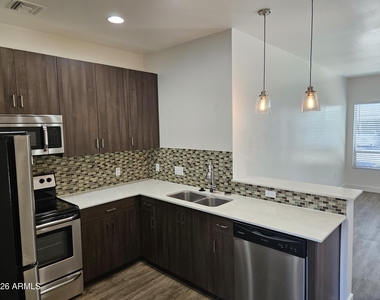 7981 E Wilshire Drive - Photo Thumbnail 2