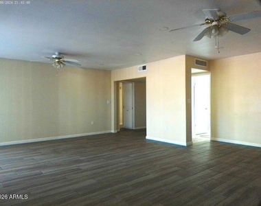11644 N Balboa Drive - Photo Thumbnail 13