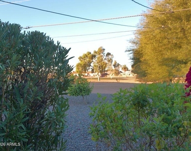 11644 N Balboa Drive - Photo Thumbnail 6
