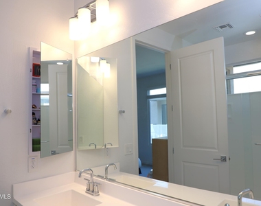 901 S Smith Road - Photo Thumbnail 34