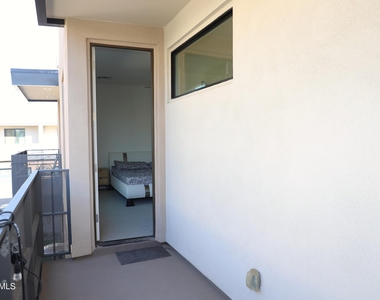 901 S Smith Road - Photo Thumbnail 33