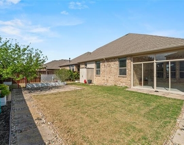 2614 High Bluff Drive - Photo Thumbnail 31