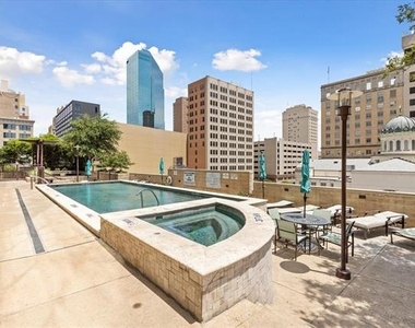 500 Throckmorton Street - Photo Thumbnail 25