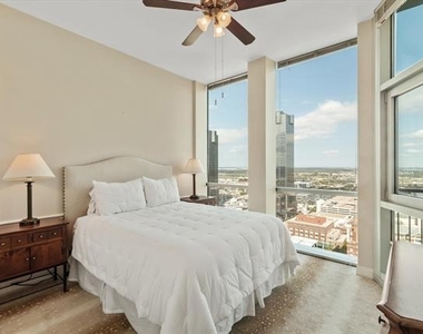 500 Throckmorton Street - Photo Thumbnail 15